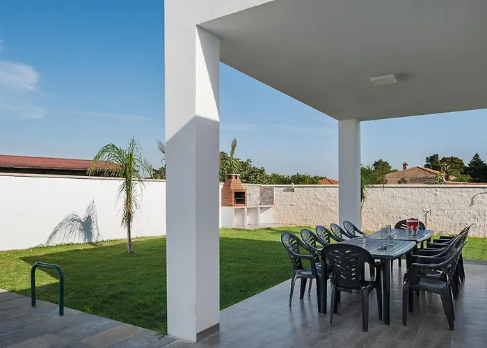 Sultan 12 Літній будинок