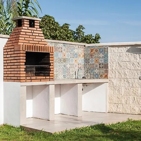 Sultan 12 Kır Evi *